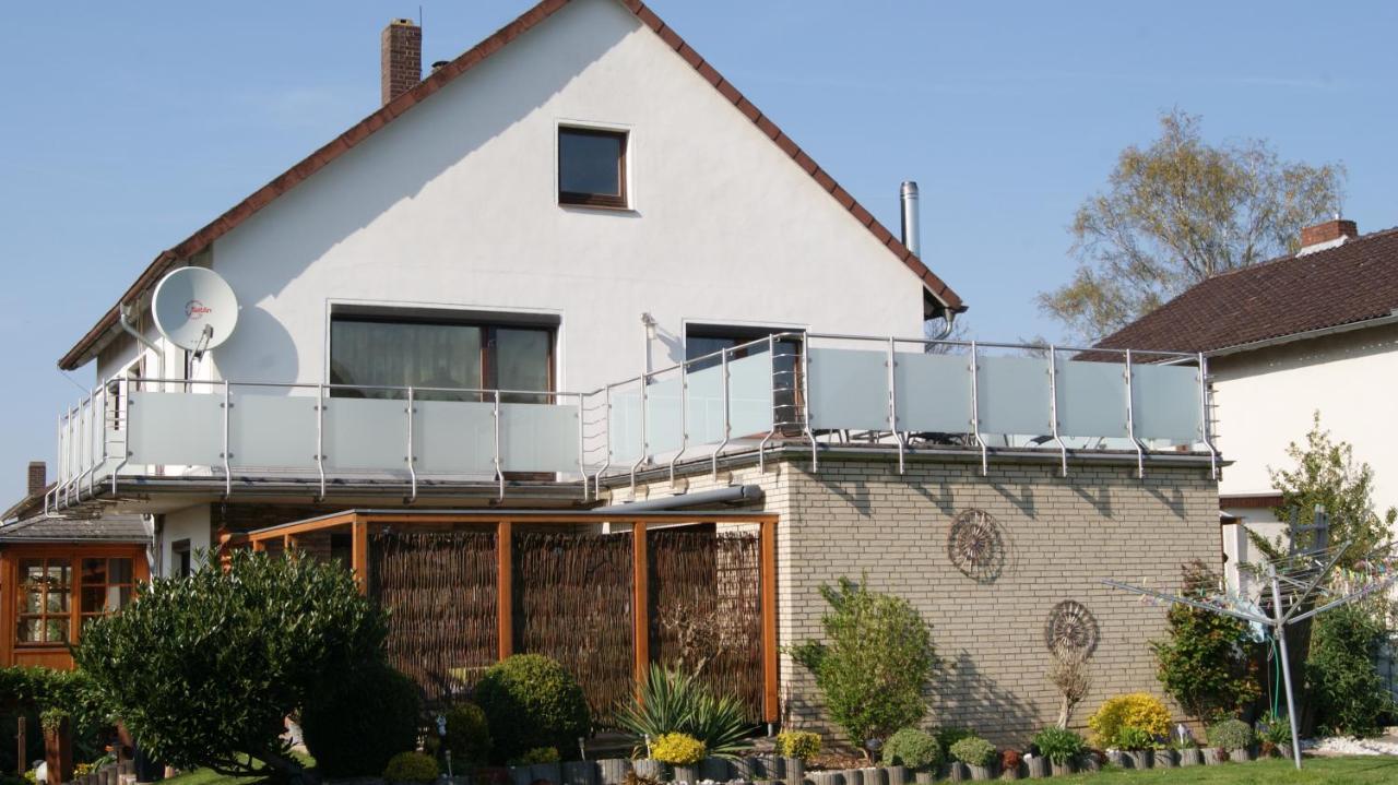 Komplette Wohnung Im Schoenen Weserbergland / Heyen Dış mekan fotoğraf